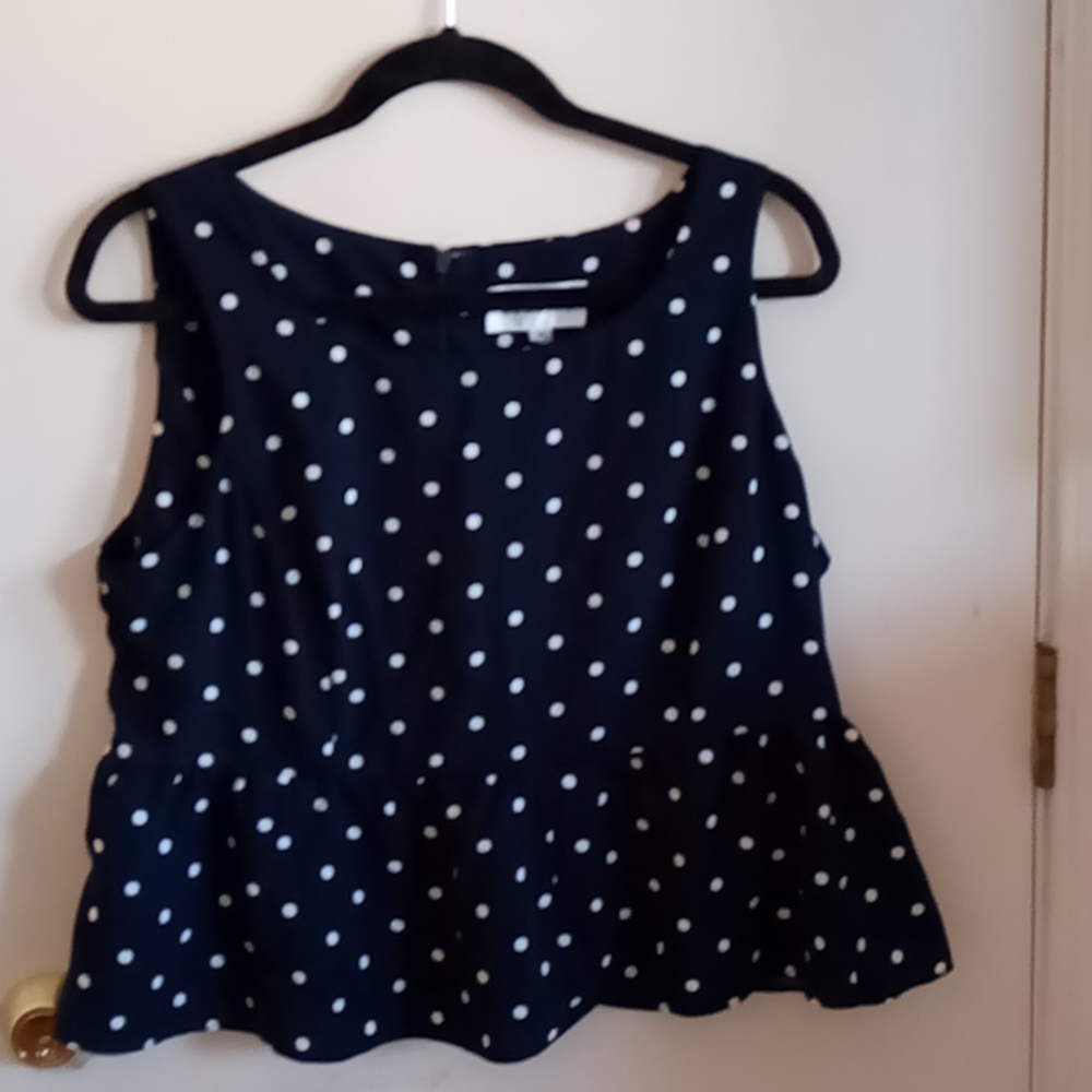 Blusa de verano azul con blanco